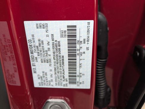 New 2026 Lincoln Nautilus Premier w/ Equipment Group 102A image 11