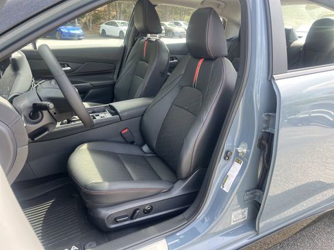 New 2026 Nissan Sentra SR FWD image 16