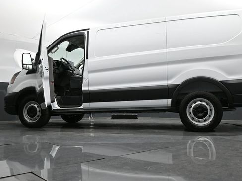 New 2026 Ford Transit 150 Low Roof RWD image 30