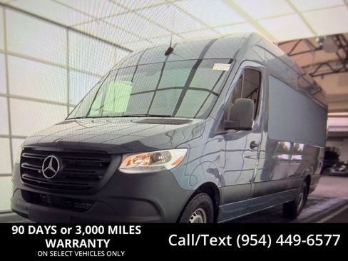 Used 2019 Mercedes-Benz Sprinter 170 image 1
