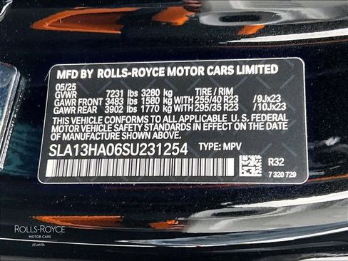 Certified 2025 Rolls-Royce Cullinan image 28