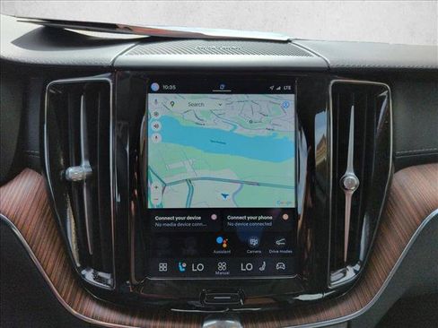 Used 2023 Volvo XC60 B6 Ultimate w/ Protection Package Premier AWD/4WD image 13