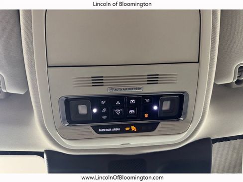 New 2026 Lincoln Navigator Reserve AWD/4WD image 25