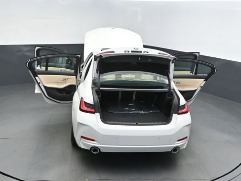 Certified 2025 BMW 330i Sedan w/ Premium Package image 48