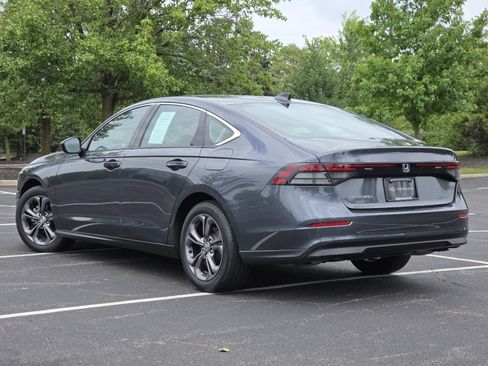 Certified 2023 Honda Accord EX image 18