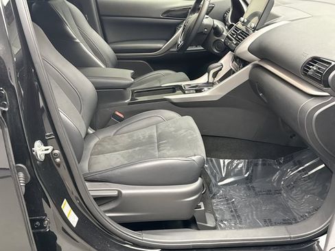 Used 2025 Mitsubishi Eclipse Cross SE AWD/4WD image 17