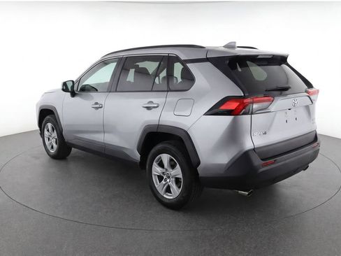 Used 2023 Toyota RAV4 XLE w/ Convenience Package AWD/4WD image 4