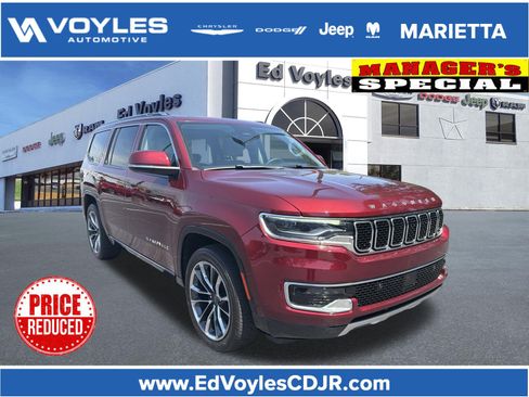 Used 2022 Jeep Wagoneer Series III w/ Premium Group I AWD/4WD image 1