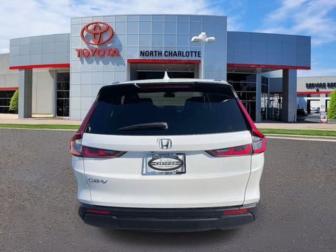 Used 2026 Honda CR-V EX image 8