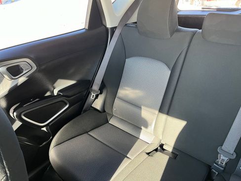 Used 2025 Kia Soul LX w/ LX Technology Package image 35