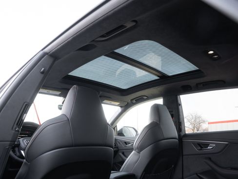 New 2026 Audi SQ8 Prestige image 32