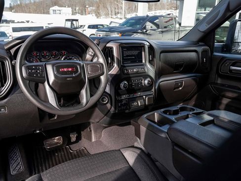 Used 2023 GMC Sierra 1500 Pro image 16