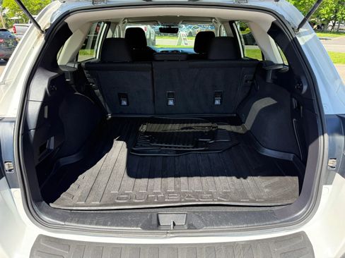 Used 2018 Subaru Outback 2.5i Premium AWD/4WD image 7