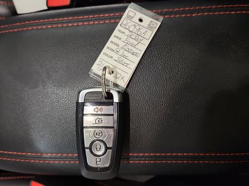 Certified 2024 Ford Escape ST-Line Elite w/ Premium Technology Package image 23