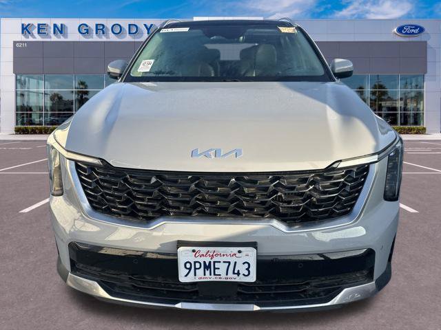 Used 2025 Kia Sorento EX w/ Panoramic Sunroof Package FWD image 3