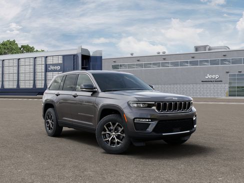 New 2025 Jeep Grand Cherokee Limited w/ Trailer Tow Package image 16