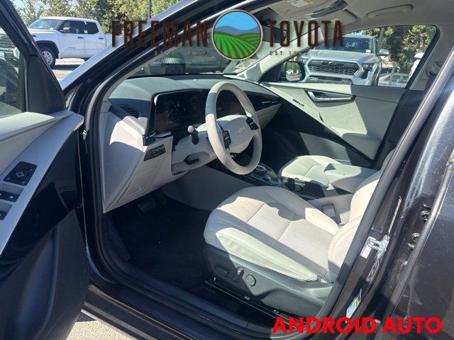Used 2023 Kia Niro Wind w/ Wind Preserve Package FWD image 7