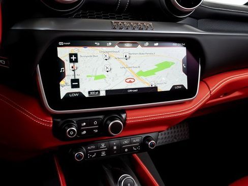 Certified 2019 Ferrari Portofino image 30