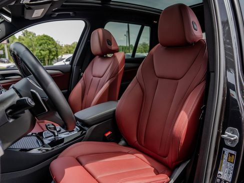 Used 2024 BMW X3 M40i w/ Premium Package image 19