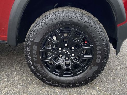 Used 2024 Chevrolet Colorado Trail Boss w/ Advanced Trailering Package image 8