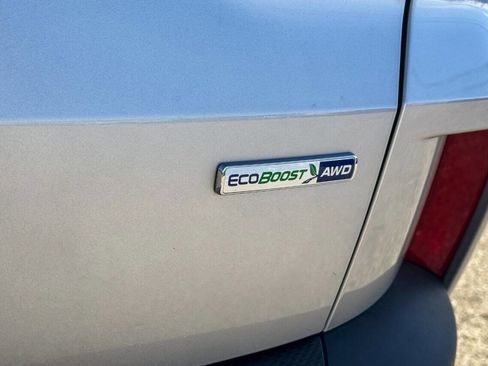 Used 2020 Ford Escape Titanium image 15