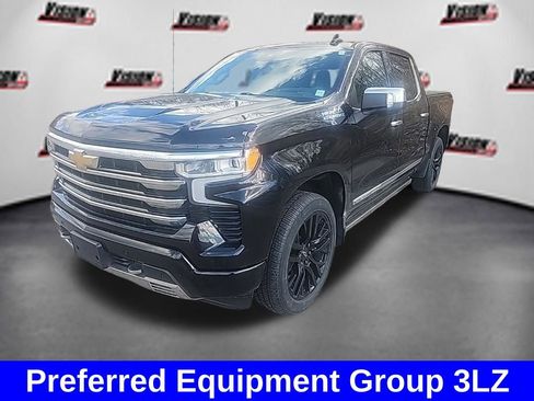 Used 2023 Chevrolet Silverado 1500 High Country w/ High Country Premium Package AWD/4WD image 2