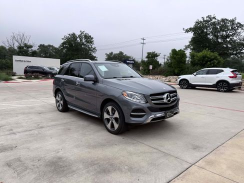 Used 2017 Mercedes-Benz GLE 350 image 4