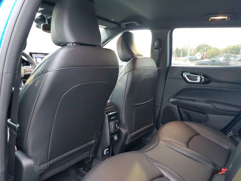 New 2026 Jeep Compass Latitude image 10