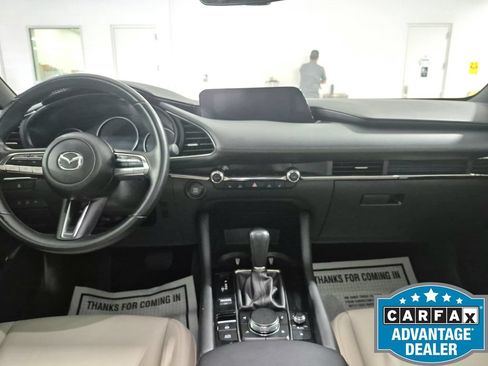 Used 2022 MAZDA MAZDA3 s FWD image 32