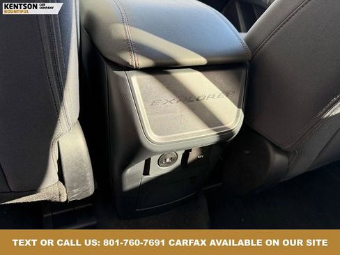 Used 2025 Ford Explorer Active image 31