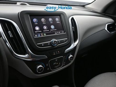Used 2022 Chevrolet Equinox LS FWD image 11