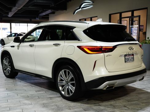 Used 2022 INFINITI QX50 Sensory image 7