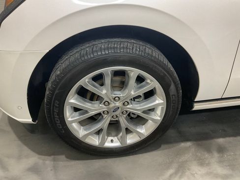 Used 2019 Ford Expedition Platinum RWD image 6