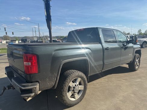 Used 2017 GMC Sierra 2500 SLE w/ HD SLE Preferred Plus Package image 7