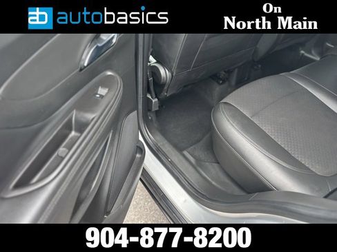 Used 2019 Buick Encore Preferred image 19