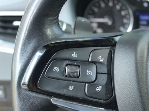 Used 2023 Buick Enclave Essence w/ Experience Buick Package AWD/4WD image 16