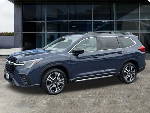 Certified 2024 Subaru Ascent Limited w/ Technology Package AWD/4WD image 5