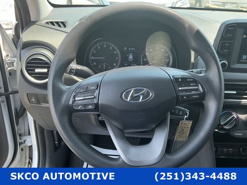 Used 2021 Hyundai Kona SE AWD/4WD image 18