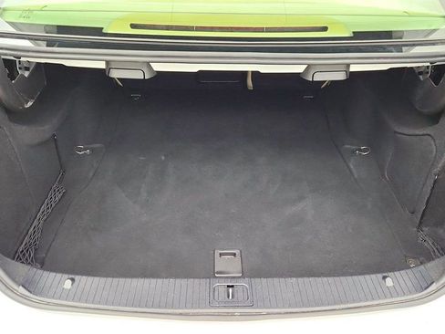 Used 2014 Mercedes-Benz E 350 4MATIC Sedan image 22