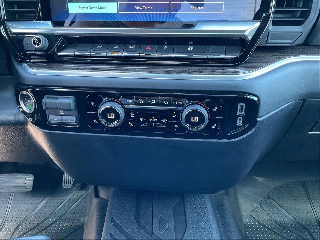 New 2026 Chevrolet Silverado 1500 RST w/ RST Select Package AWD/4WD image 8