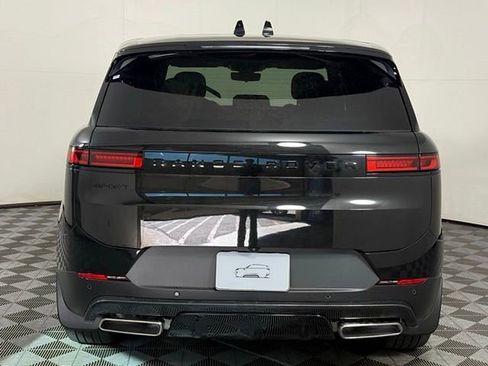 New 2026 Land Rover Range Rover Sport SE image 7