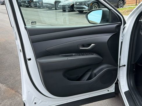 New 2026 Hyundai Tucson SE image 12