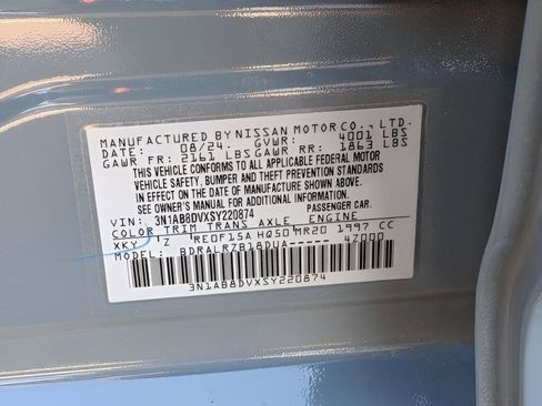 Certified 2025 Nissan Sentra SR FWD image 36