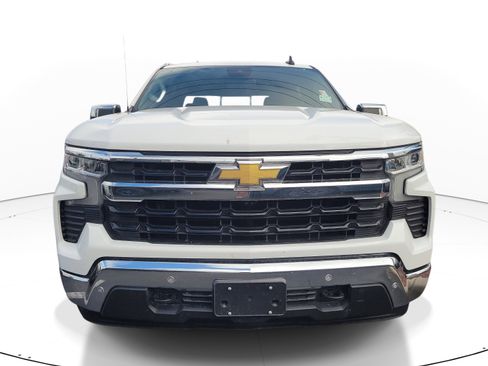 Used 2024 Chevrolet Silverado 1500 LT w/ Safety Package RWD image 2