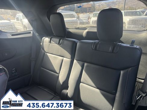 New 2026 Ford Explorer ST-Line w/ ST-Line Street Pack image 18