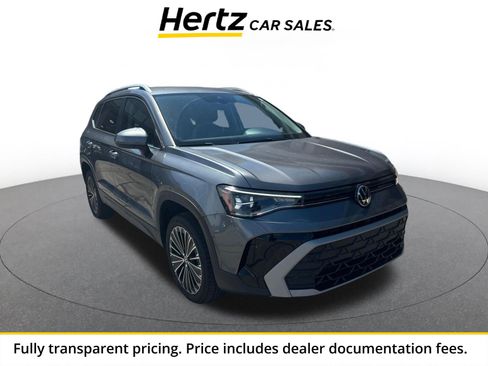 Used 2025 Volkswagen Taos SE FWD image 1