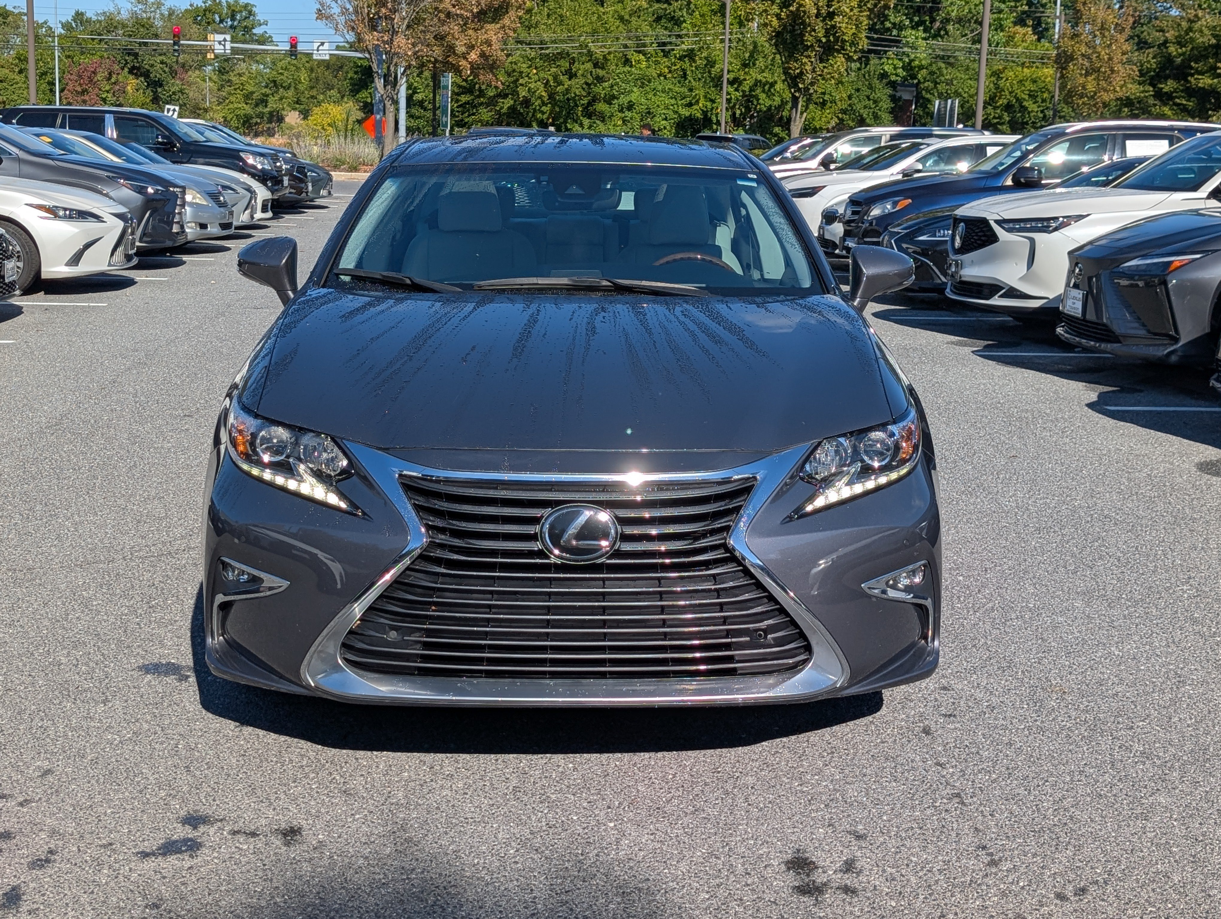 Used 2018 Lexus ES 350 w/ Premier Package FWD image 5