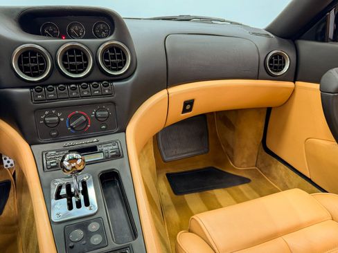 Used 1998 Ferrari 550 Maranello Coupe RWD image 15