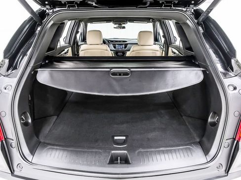 Used 2019 Cadillac XT5 FWD image 37