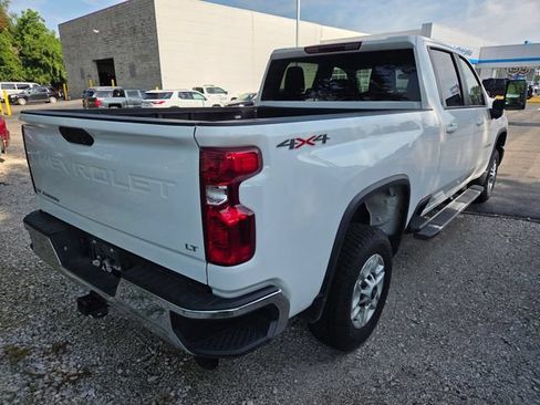 Used 2025 Chevrolet Silverado 2500 LT w/ Convenience Package AWD/4WD image 5